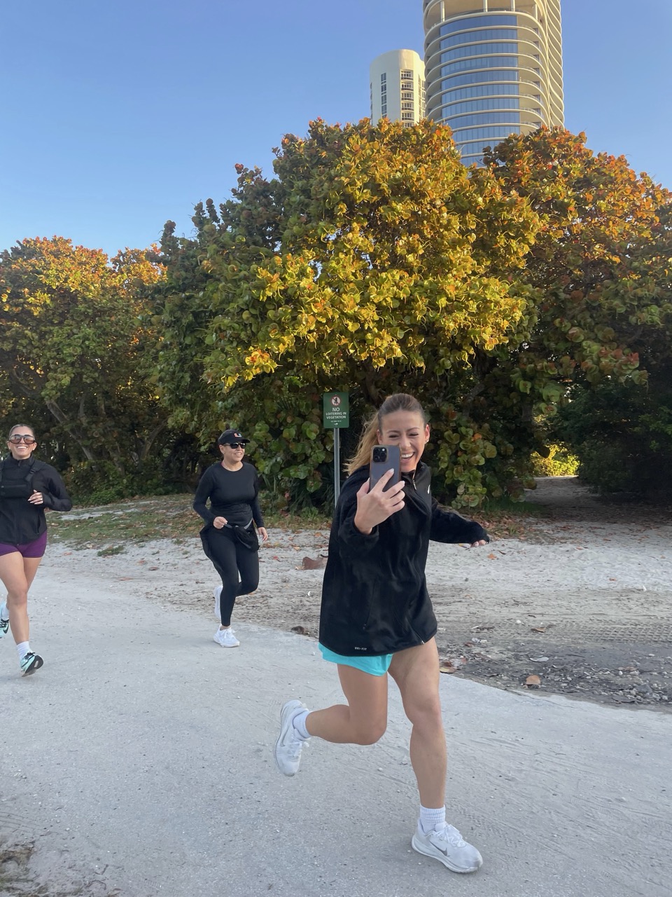 The Sunny Running