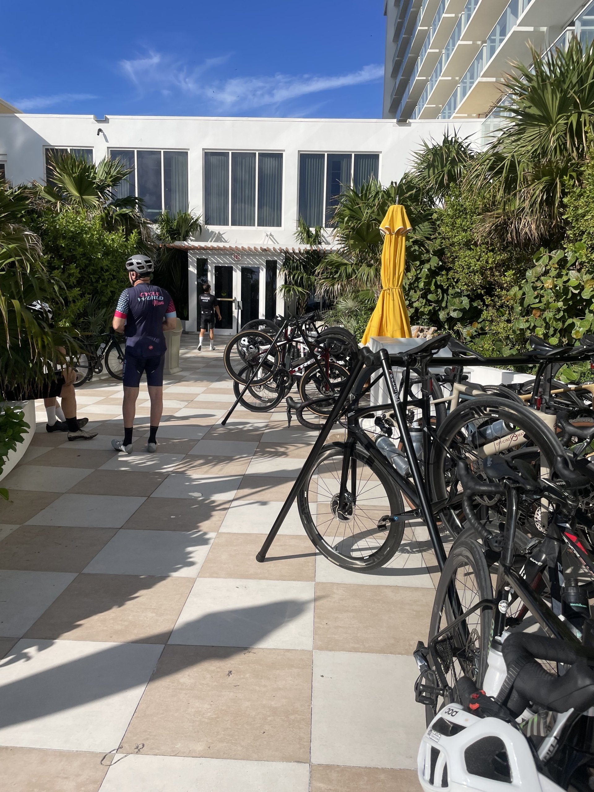 Join REIS Cycling and Sunny Athletics for a Saturday social ride from Coconut Grove to Dania Beach, cruising at a friendly 20–22 mph, no-drop pace. We’ll swing by The Sunny Hotel for a mid-ride reset before rolling back to the Grove—good miles, good company, all welcome under the sun.