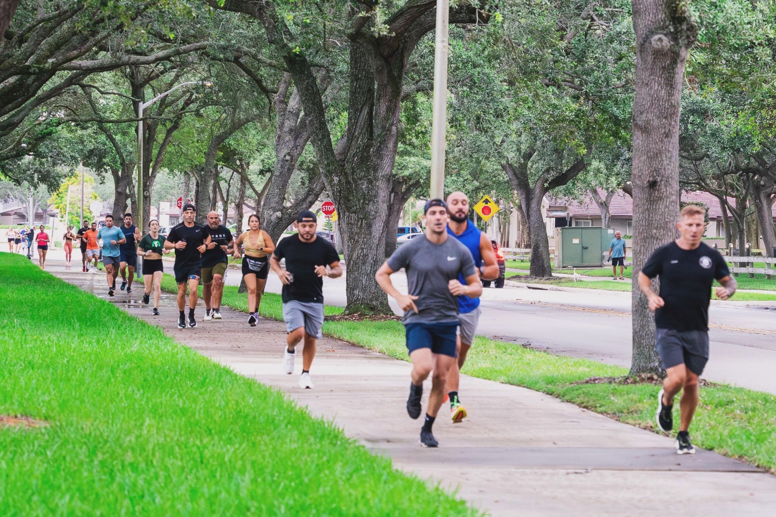 Miami Lakes Run Club social sunday with the sunny athletics