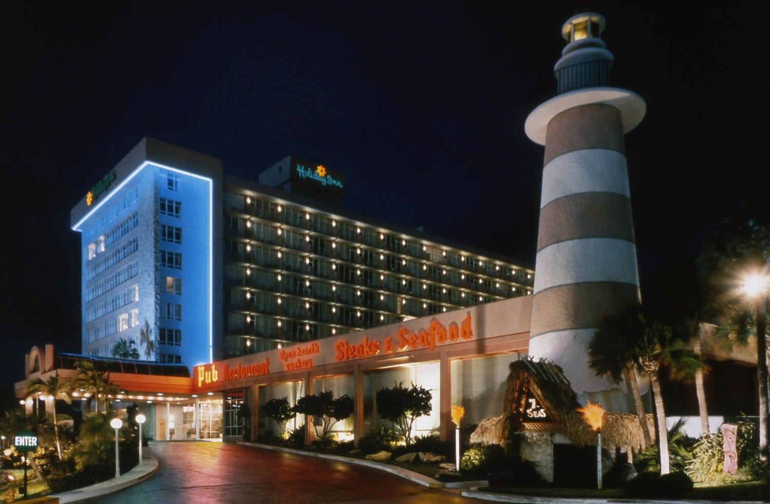 Entrance way of Newport Hotel at night